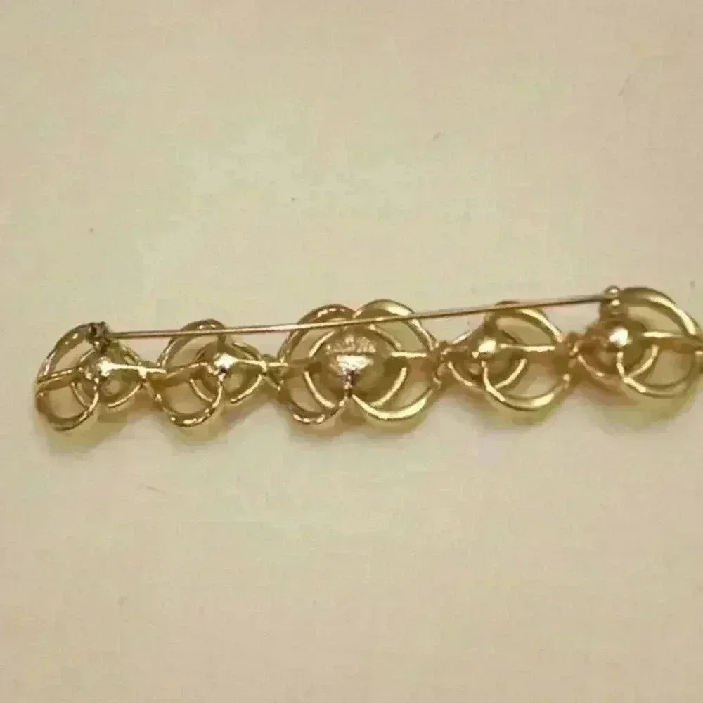 Sarah Coventry‎ Amber-Jet Bar Pin